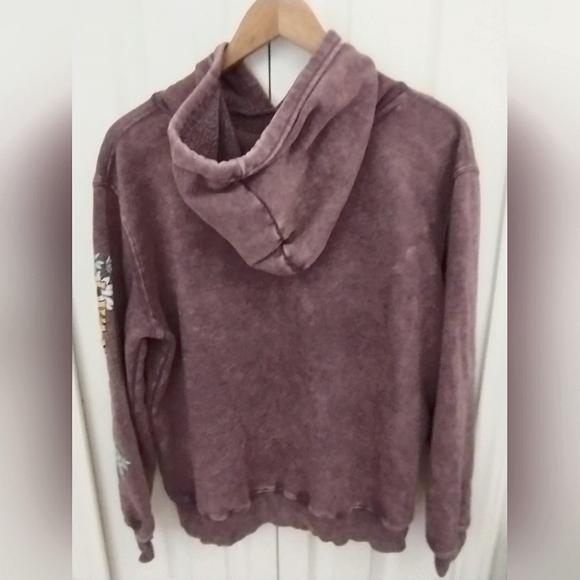 Vintage Look/" Distressed Look" MTV Hoodie - Picture 6 of 12